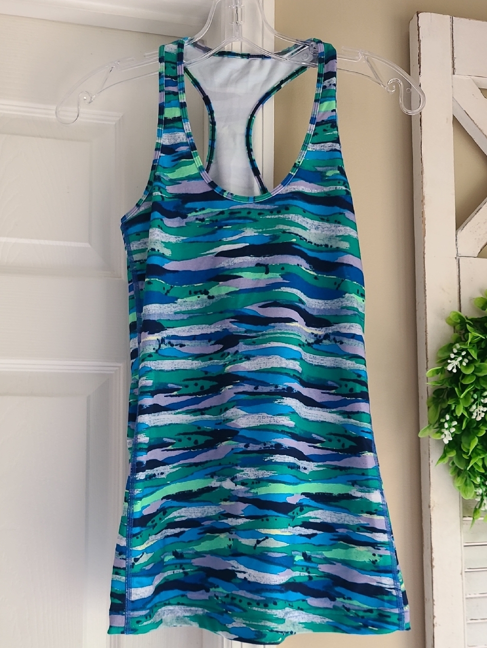 Lululemon Racerback Tank Top Womens  Blue Green Abstract Print Athletic Yoga